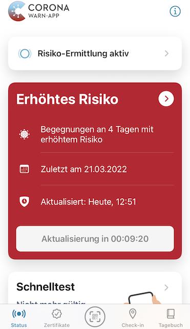 ドイツ語で『高リスク』と表示されている赤い画面